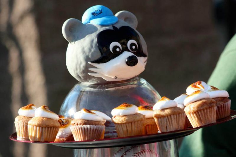 Corporate cake