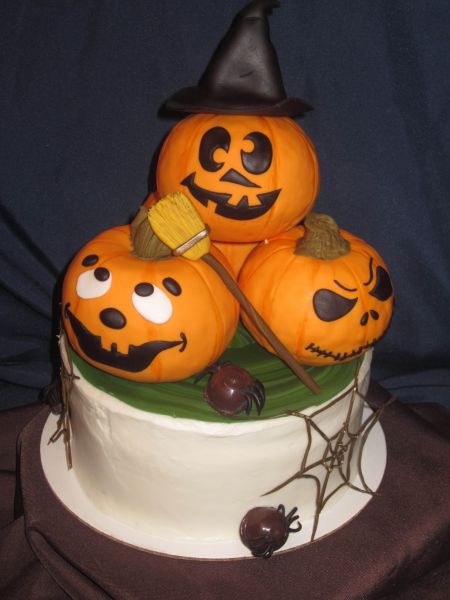 Holiday cake